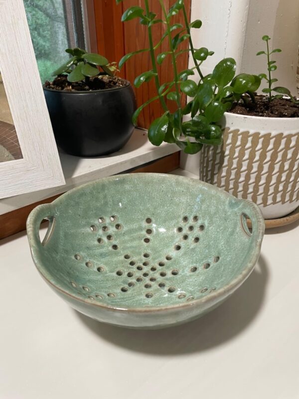 Creative Co-Op Stoneware Berry Bowl with Handles - Image 4